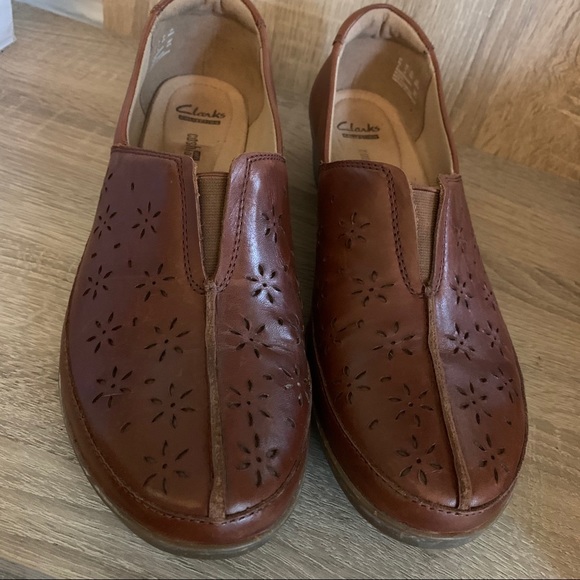 Clarks cushion leather loafer super comfy size 11 - Picture 9 of 10